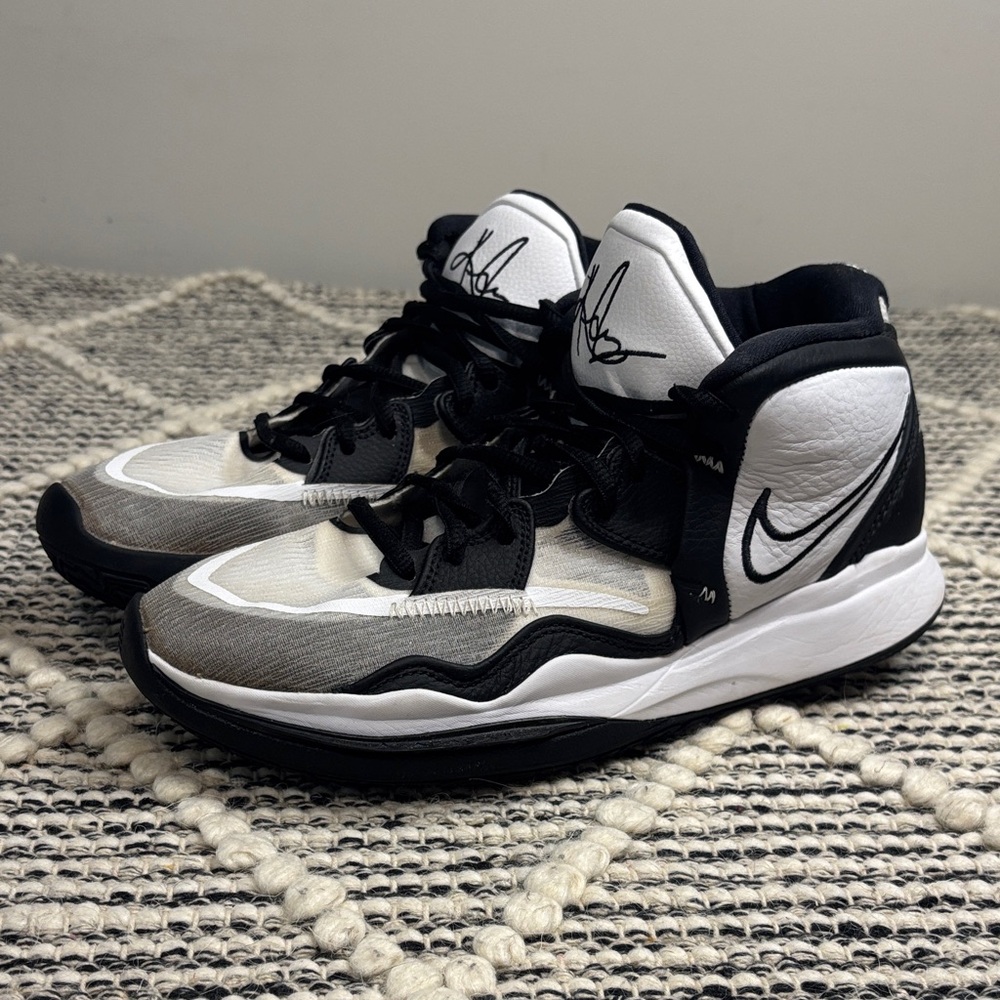 Nike Black and White Sneakers.
